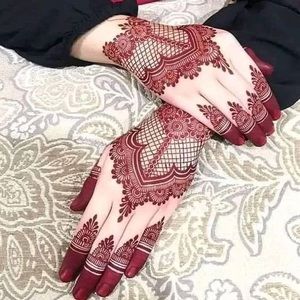 Meet your Posher, Safa